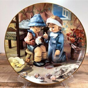 M.I. Hummel "Tender Loving Care" Collectible Plate Limited Edition  Porcelain